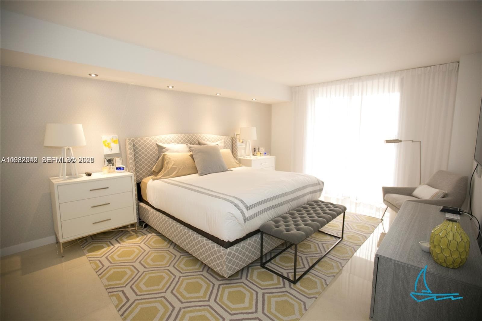 CHAMPLAIN TOWERS NORTH · #805 in Surfside - Photo 8