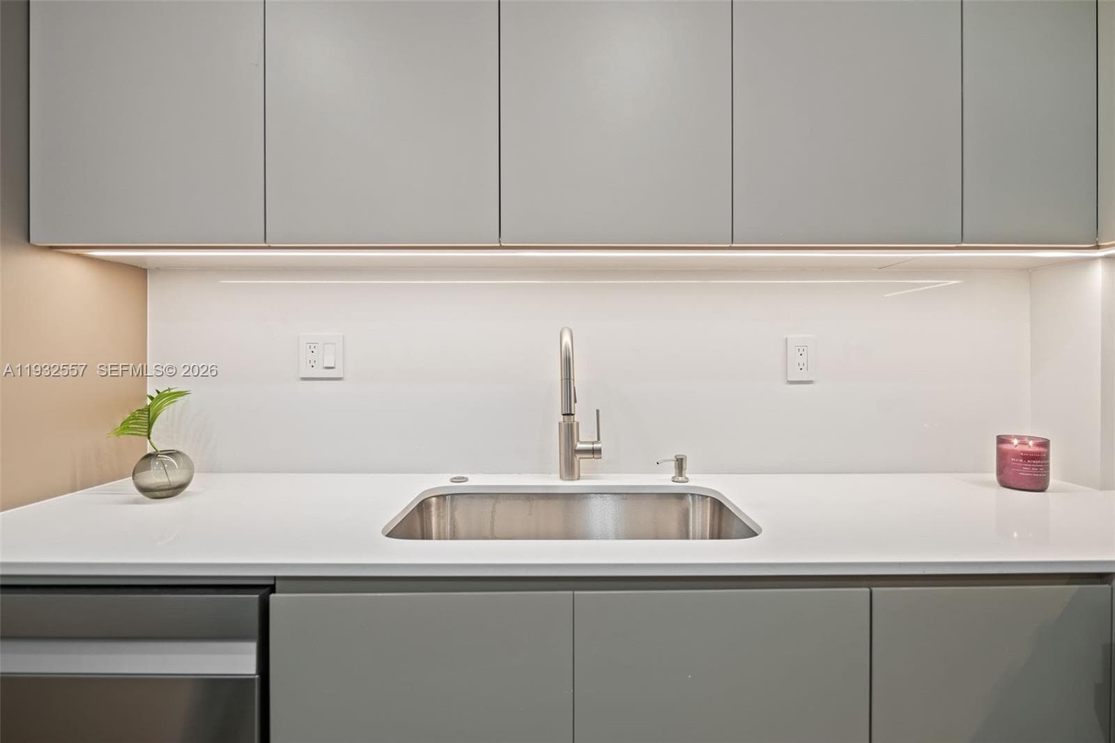 Biscayne Cove · #1714 in Aventura - Photo 12