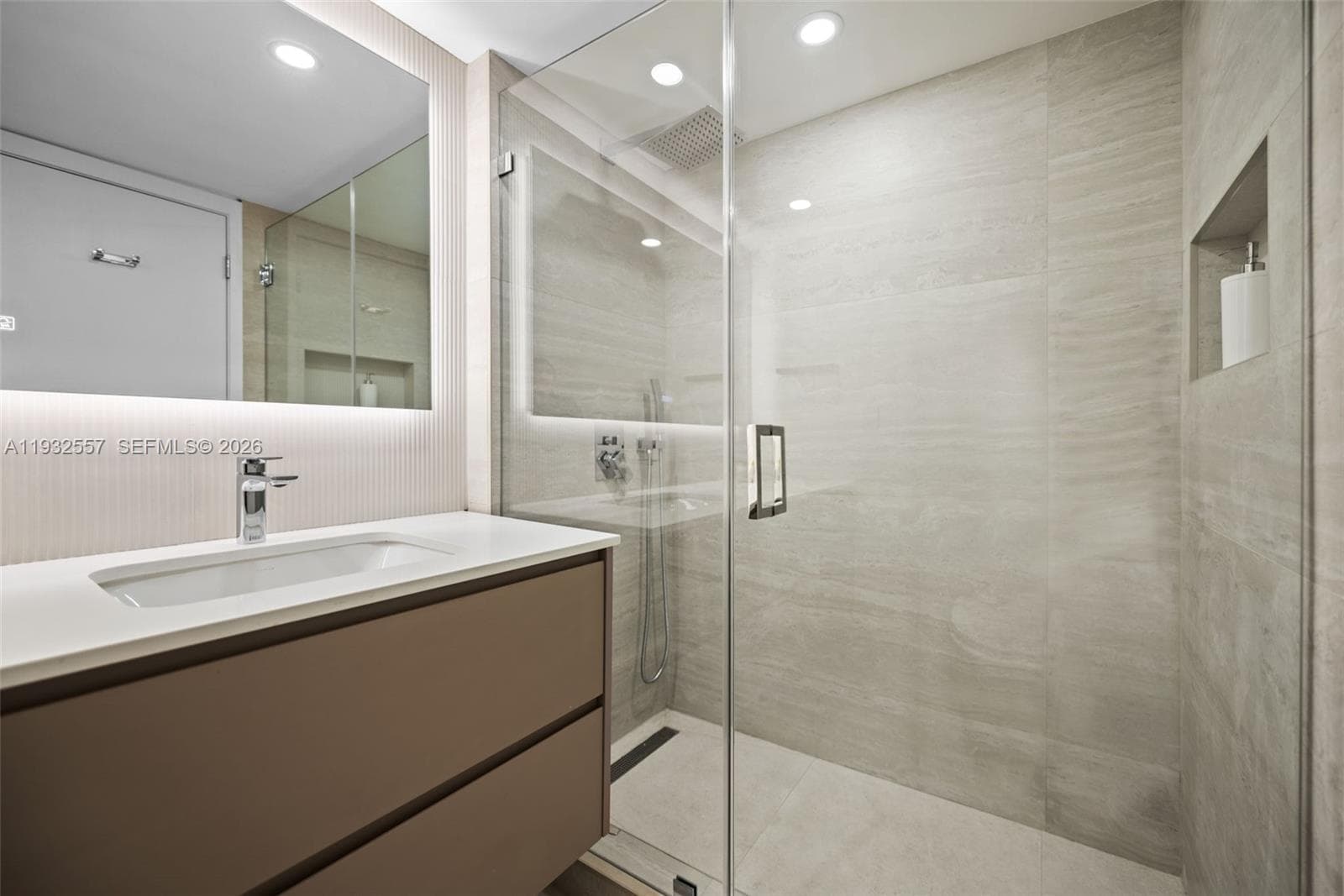 Biscayne Cove · #1714 in Aventura - Photo 22