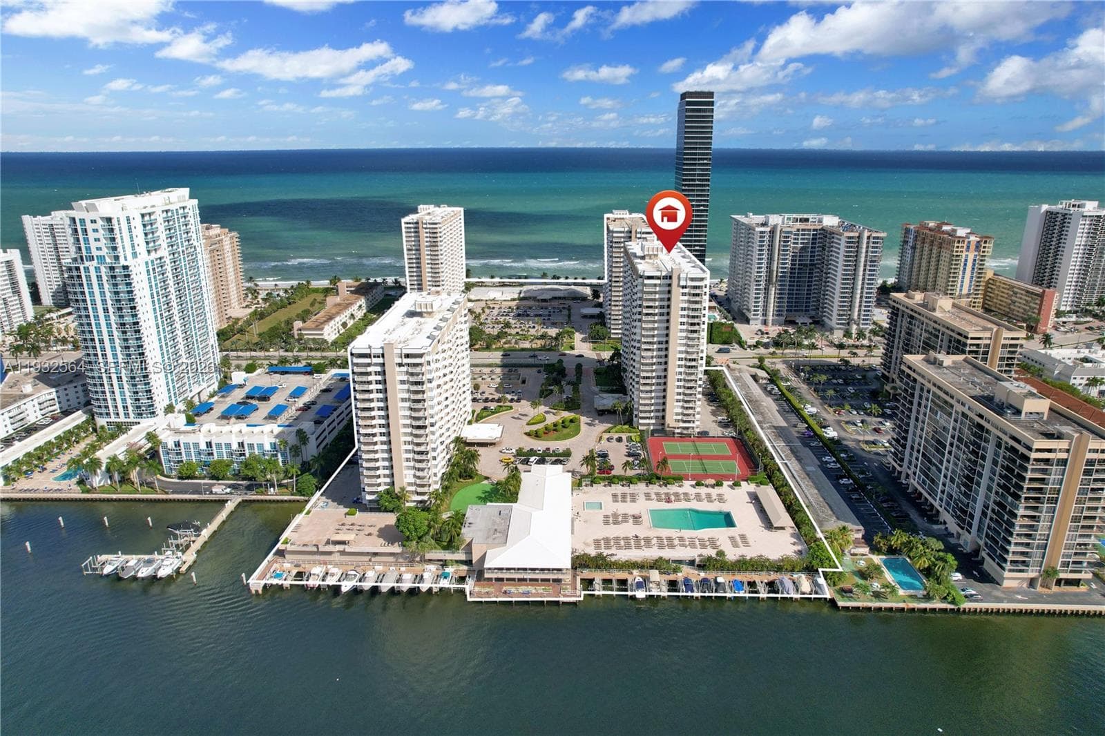 Hemispheres Condo · #17F in Hallandale Beach - Photo 32