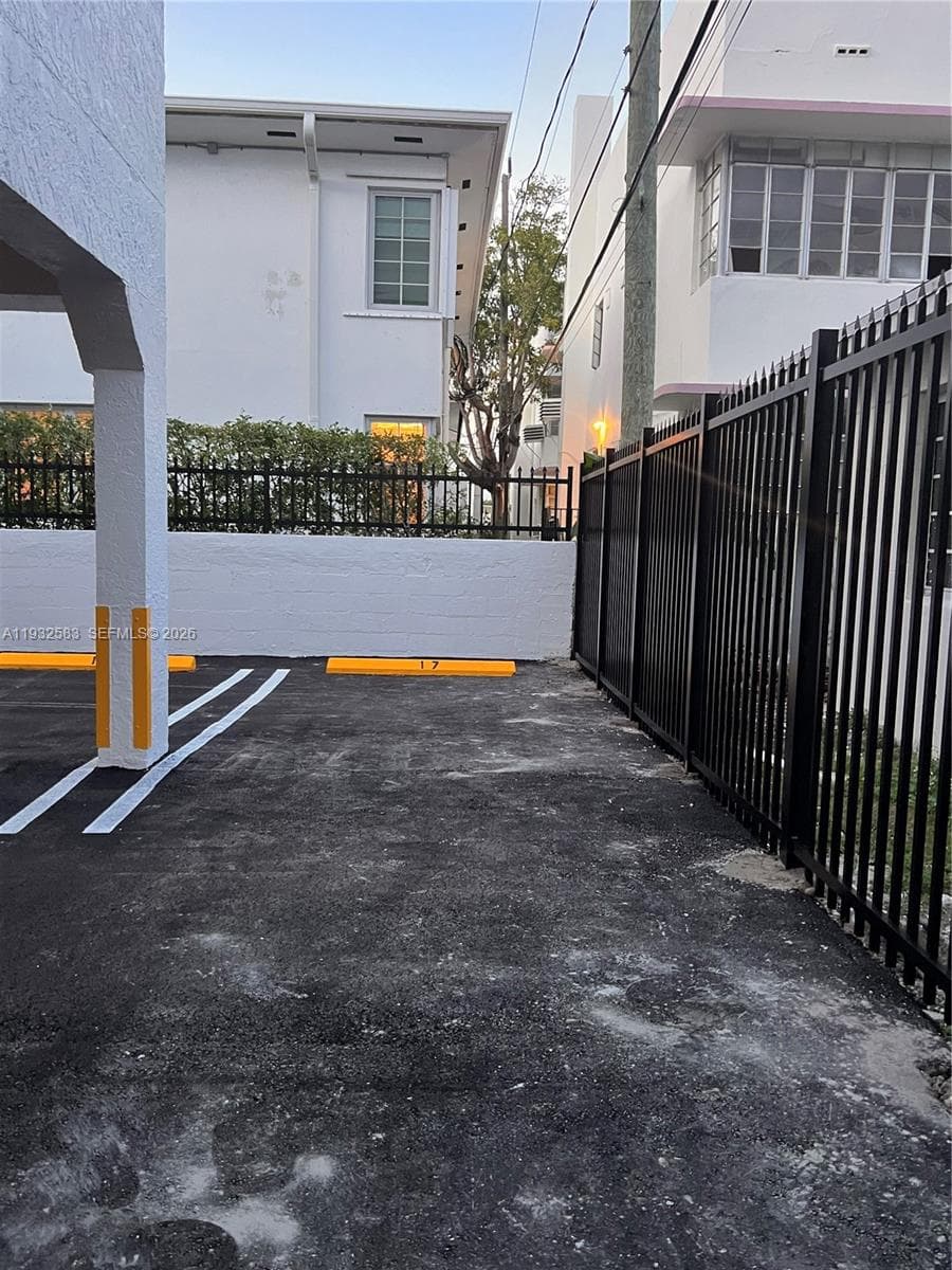 Lenox Plaza · #309 in Miami Beach - Photo 12