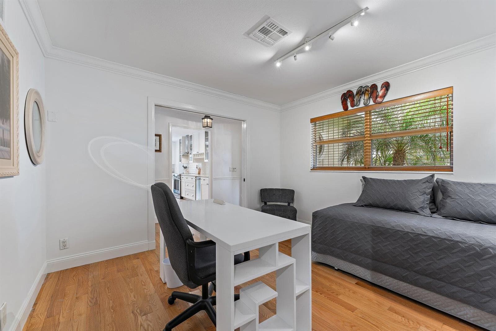 020-460SunriseWay-JunoBeach-SMALL
