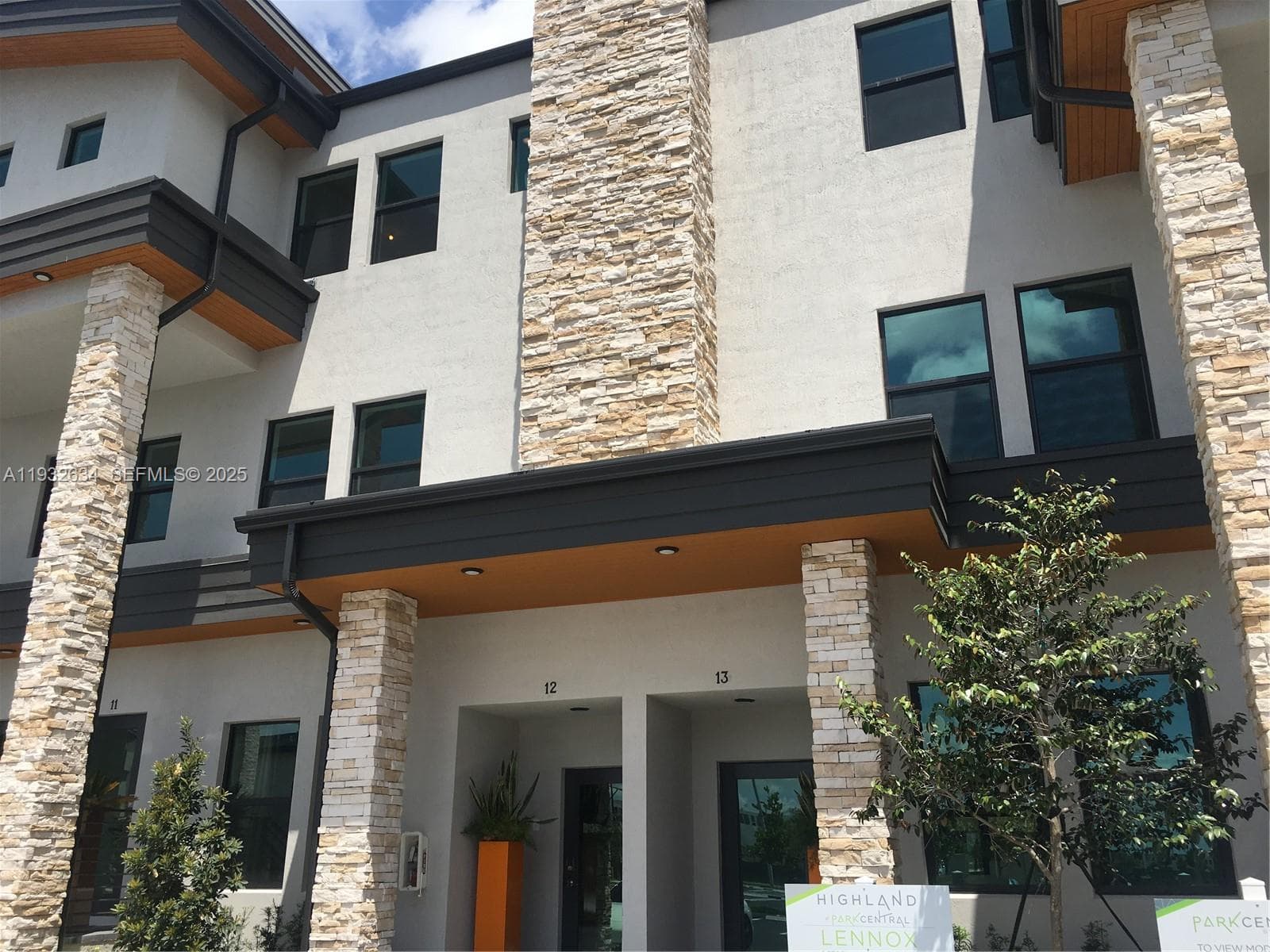 HIGHLAND AT PARK CENTRAL · #6 in Doral - Photo 2