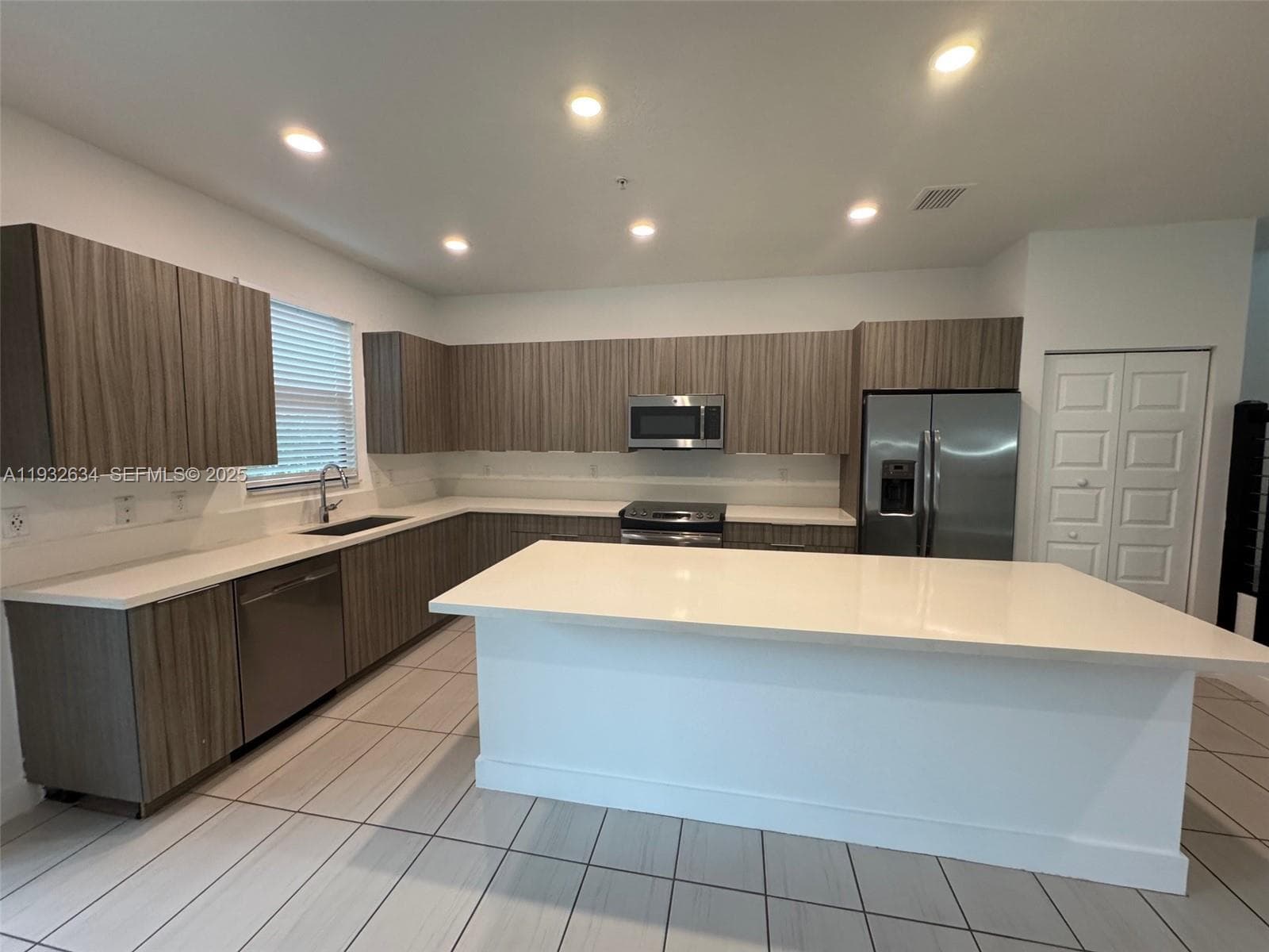 HIGHLAND AT PARK CENTRAL · #6 in Doral - Photo 4