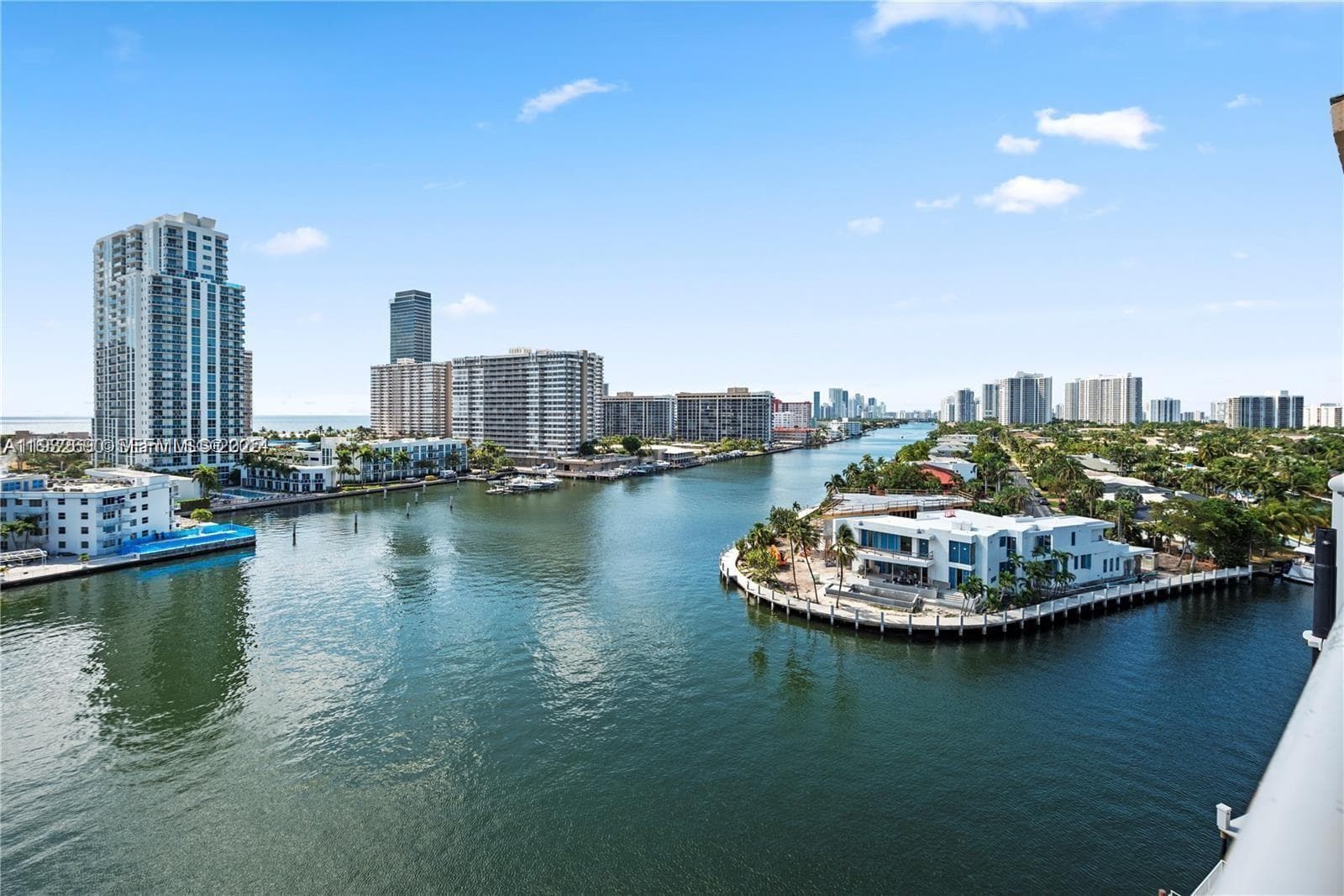 DORSEY ARMS CONDO · #703 in Hallandale Beach - Photo 2