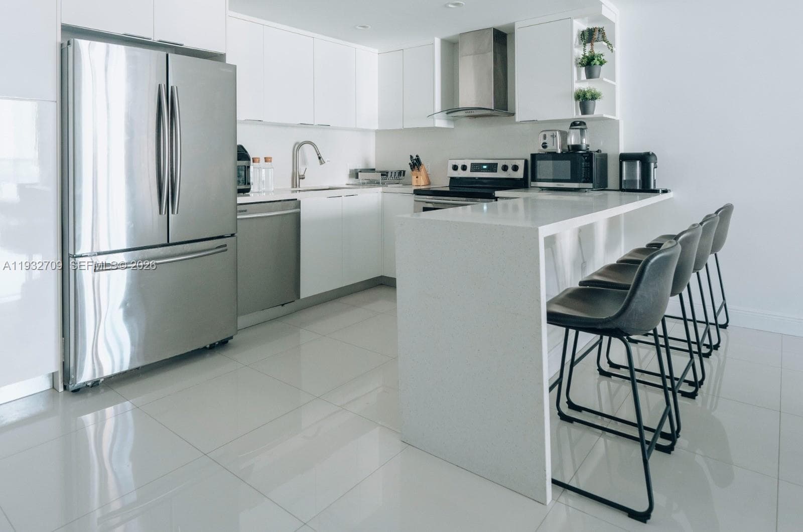 OCEANVIEW BUILDING B · #1003 in Sunny Isles Beach - Photo 5