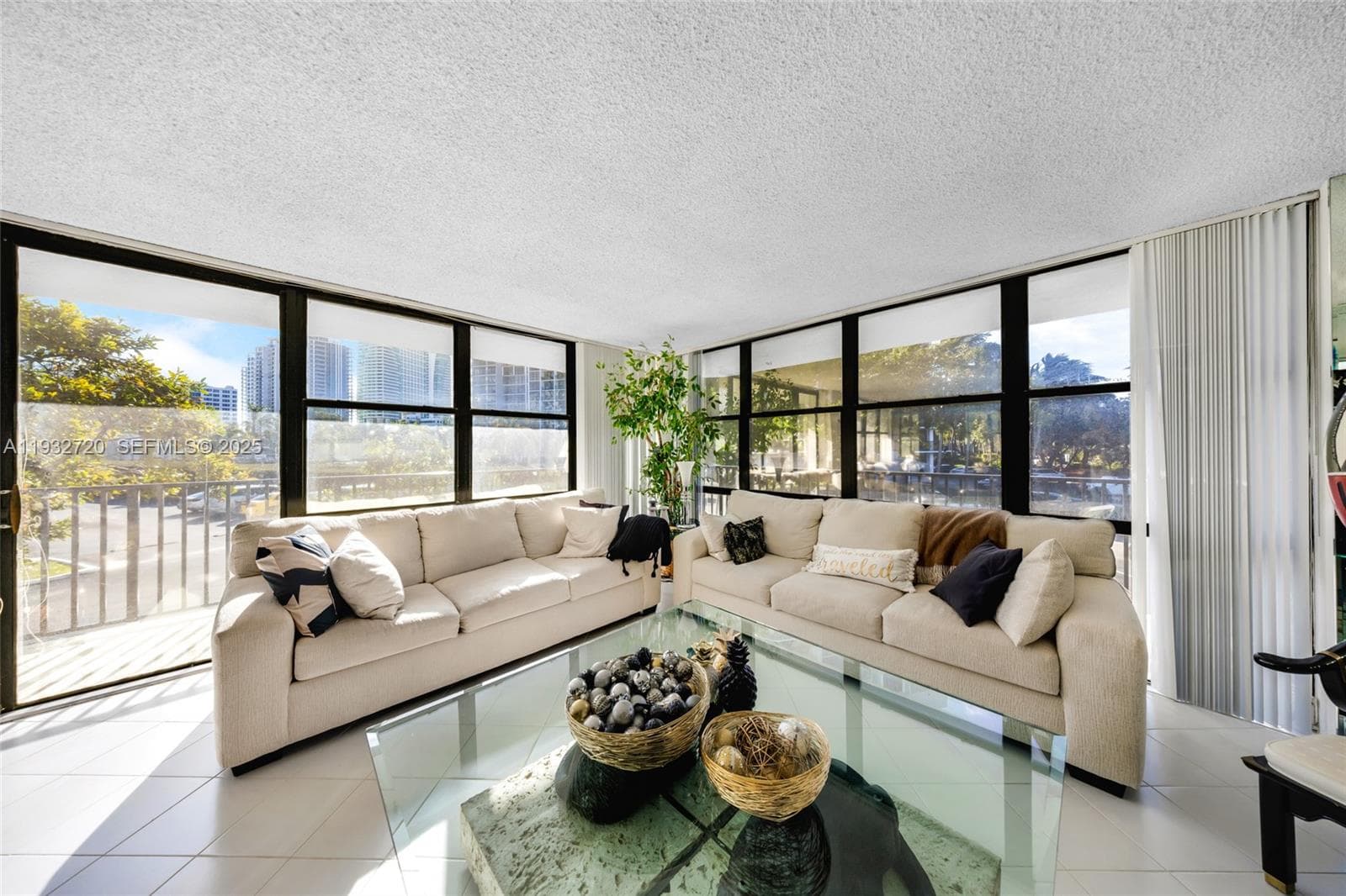 OCEANVIEW PARK CONDO · #230 in Hallandale Beach - Photo 7