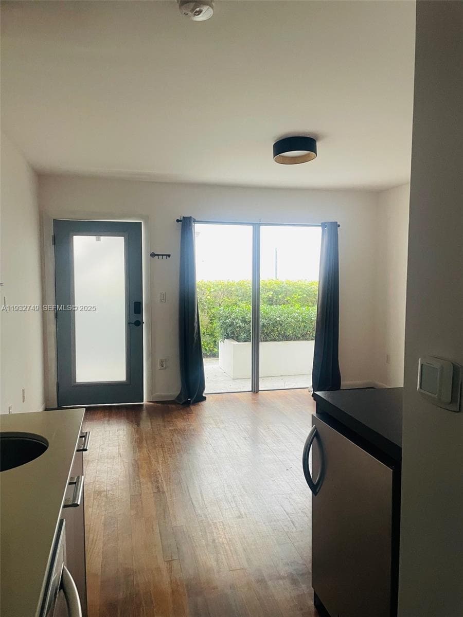 ETRURIA CONDO · #112 in Miami Beach - Photo 7