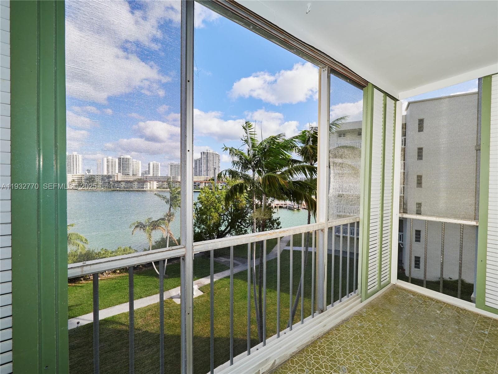 POINT EAST · #F412 in Aventura - Photo 28