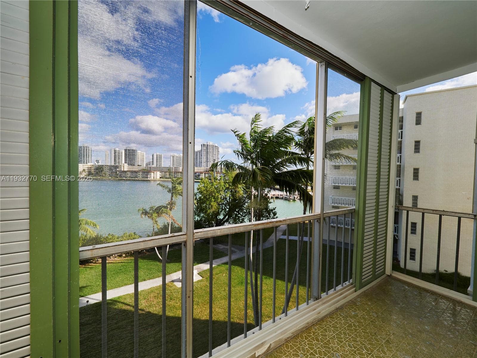 POINT EAST · #F412 in Aventura - Photo 29