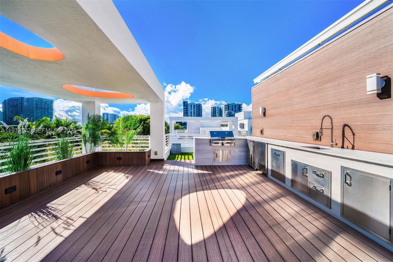 ONE BAY CONDO · #202 in Miami - Photo 5
