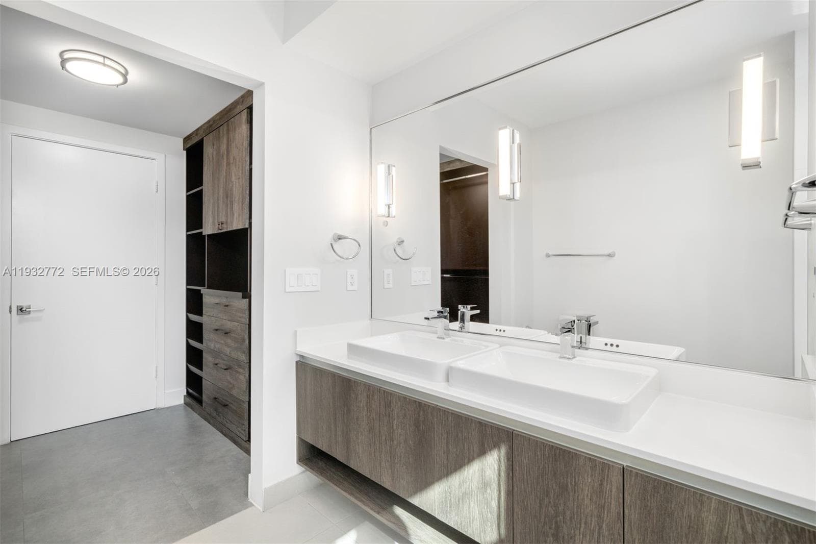 ONE BAY CONDO · #202 in Miami - Photo 34