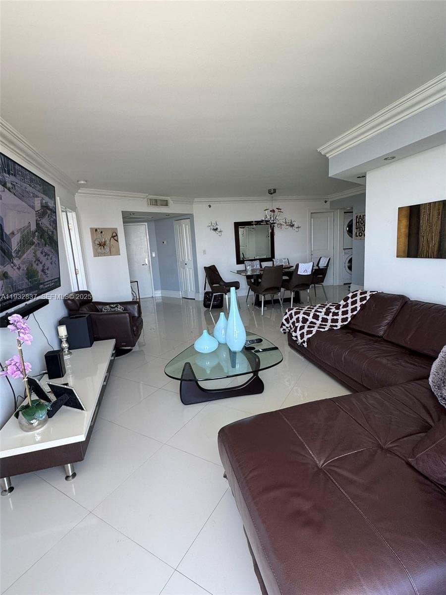 PARC CENTRAL AVENTURA EAS · #PH01 in Aventura - Photo 9