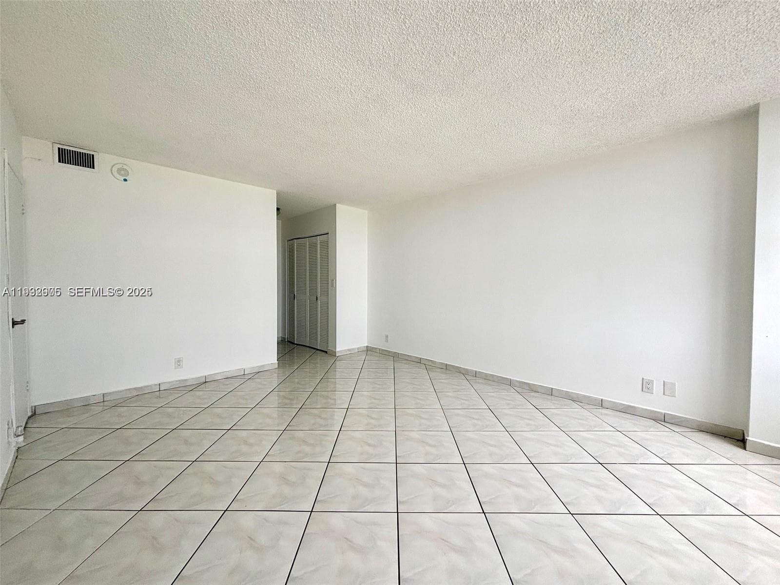 OLYMPUS CONDO PHASE · #1208 in Hallandale Beach - Photo 8
