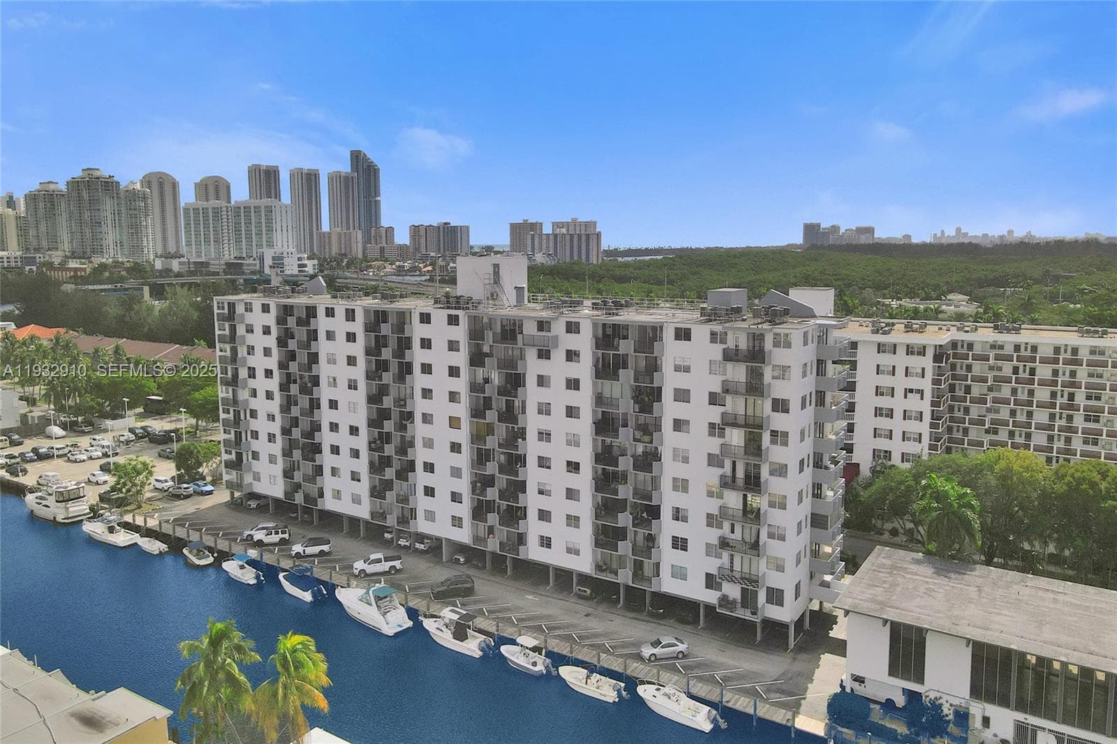 CORAL ISLE EAST · #PH10 in North Miami Beach - Photo 37