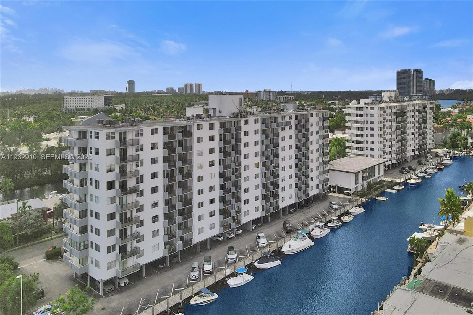 CORAL ISLE EAST · #PH10 in North Miami Beach - Photo 38