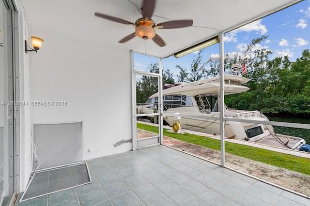 WHITE HOUSE · #114 in North Miami Beach - Photo 2