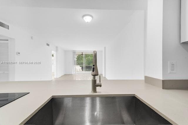 WHITE HOUSE · #114 in North Miami Beach - Photo 13