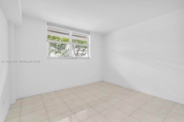 WHITE HOUSE · #114 in North Miami Beach - Photo 24