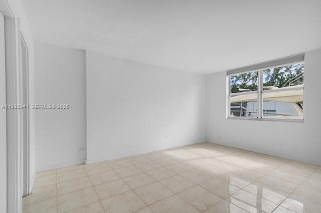 WHITE HOUSE · #114 in North Miami Beach - Photo 18