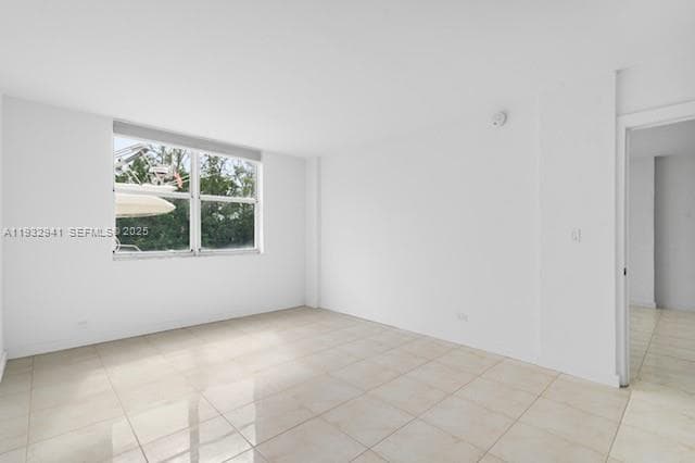 WHITE HOUSE · #114 in North Miami Beach - Photo 21