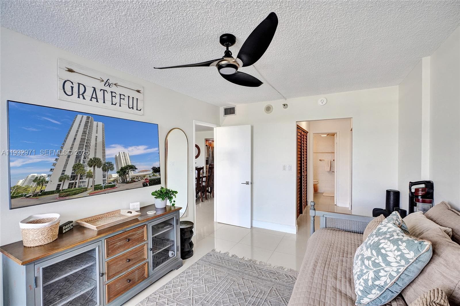 WATERVIEW CONDO · #249 in Aventura - Photo 17