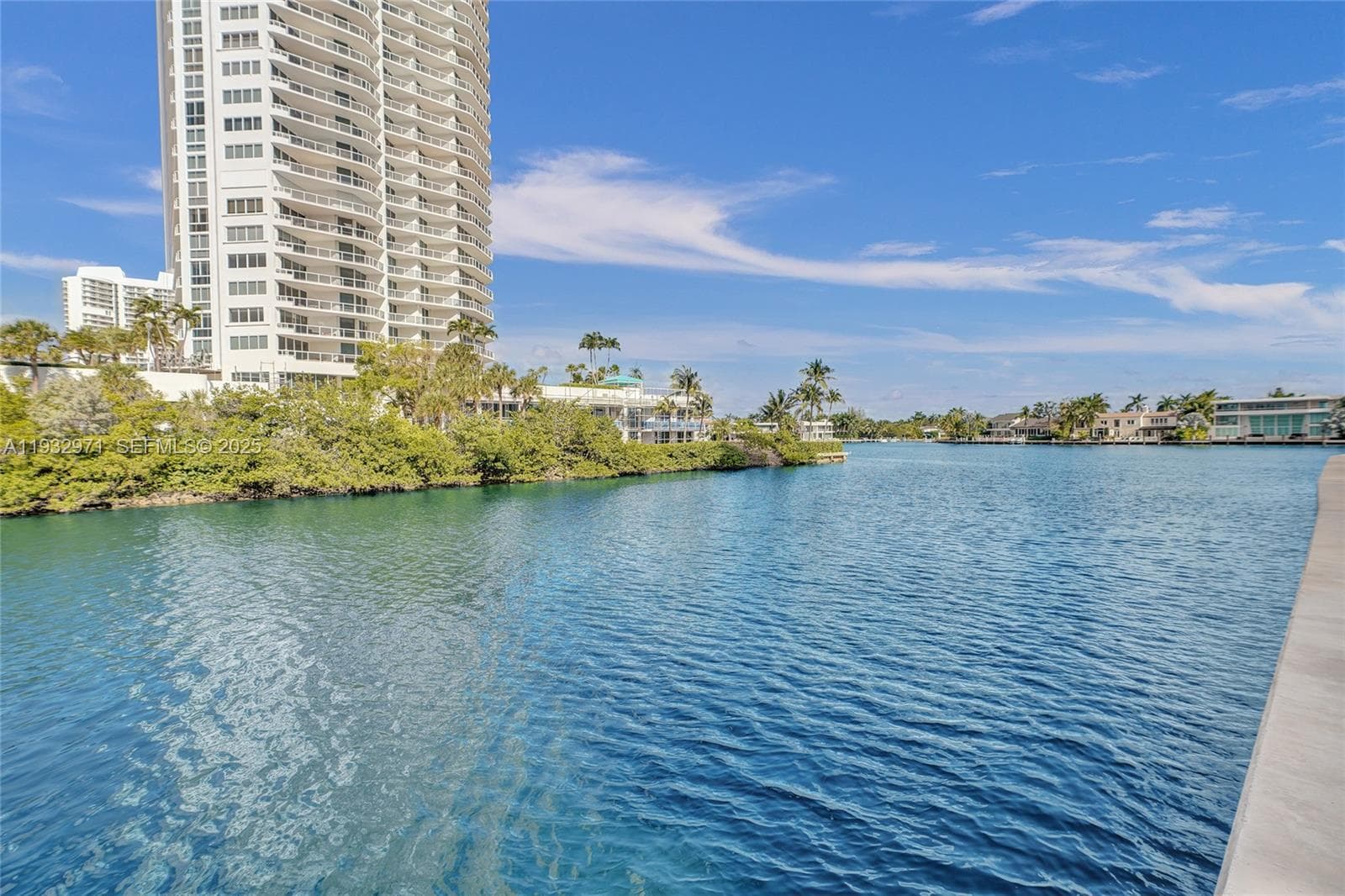 WATERVIEW CONDO · #249 in Aventura - Photo 3