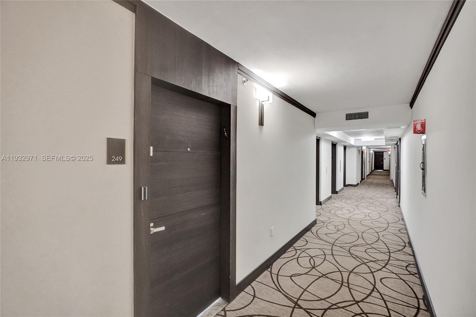 WATERVIEW CONDO · #249 in Aventura - Photo 25