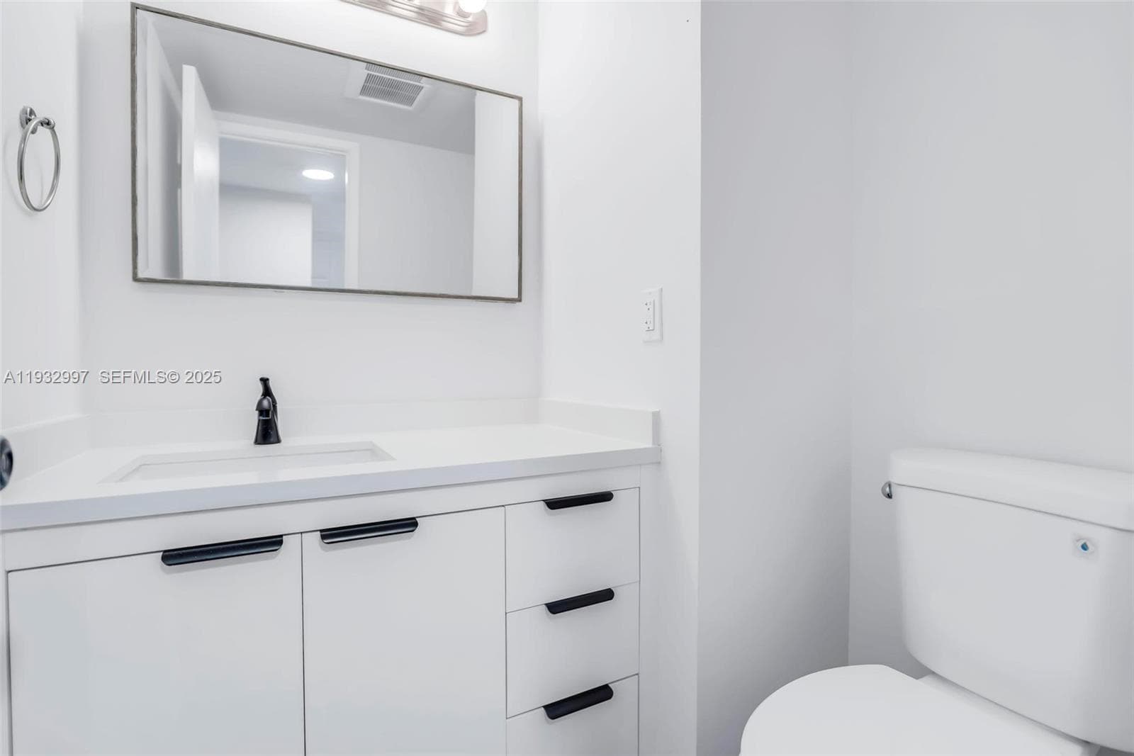 ADMIRALS PORT CONDO WEST · #315W in Aventura - Photo 12