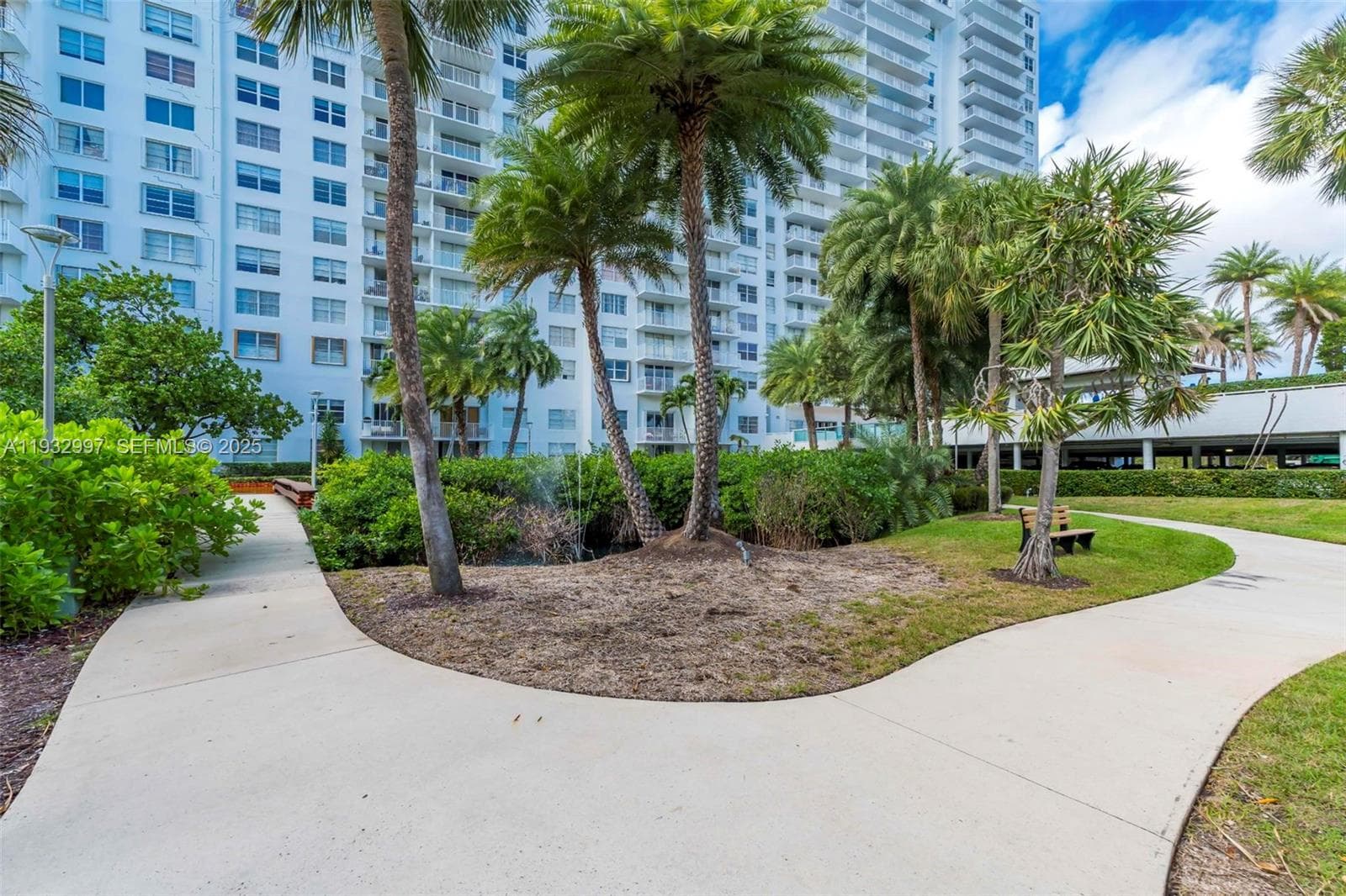 ADMIRALS PORT CONDO WEST · #315W in Aventura - Photo 21