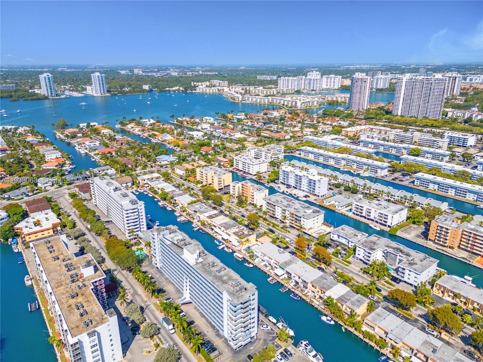 CORAL ISLE WEST CONDO · #1004 in North Miami Beach - Photo 36