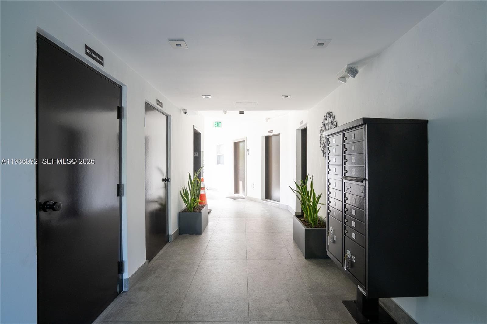 JEFFERSON VILLAS CONDO · #302 in Miami Beach - Photo 23
