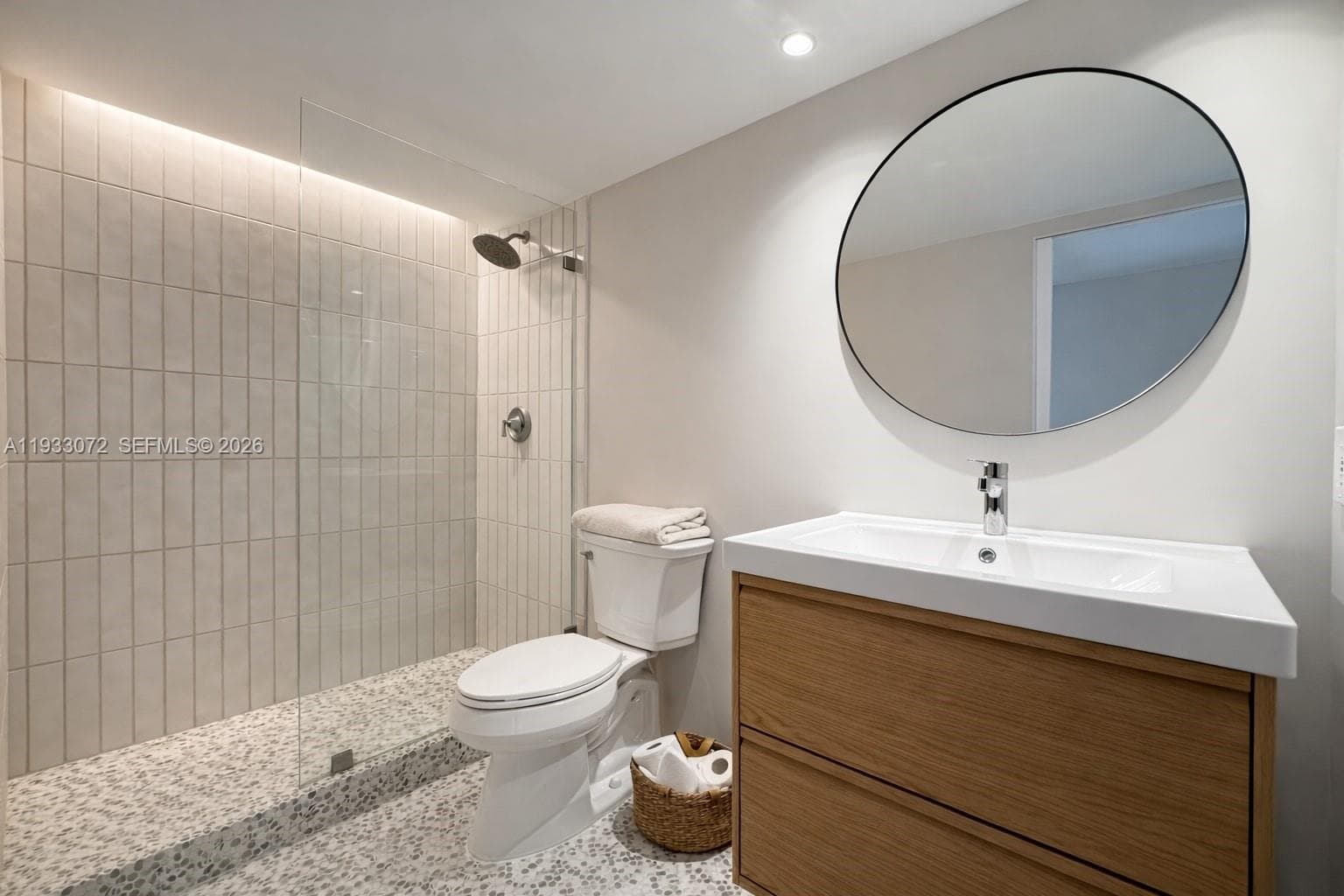 JEFFERSON VILLAS CONDO · #302 in Miami Beach - Photo 5