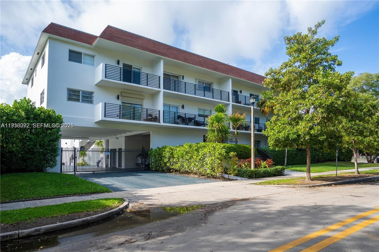 JEFFERSON VILLAS CONDO · #302 in Miami Beach - Photo 19