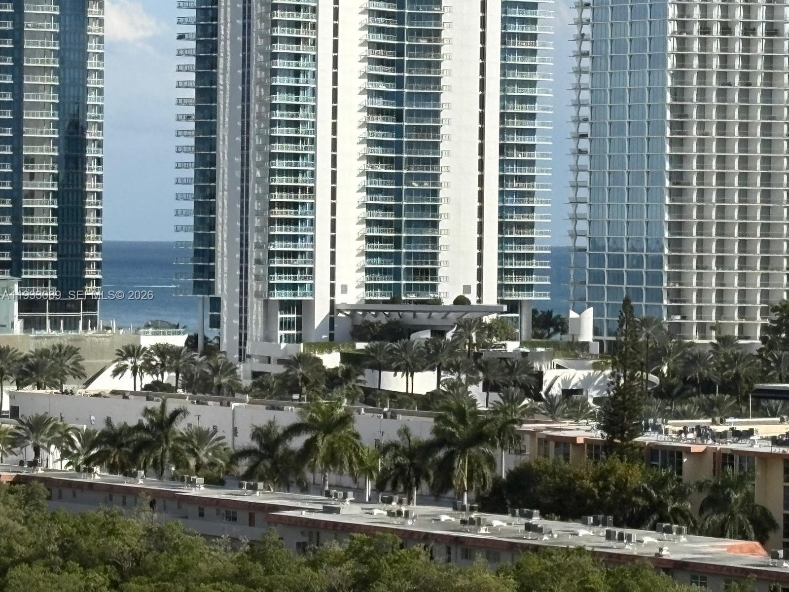 WINSTON TOWERS 200 · #1215 in Sunny Isles Beach - Photo 6