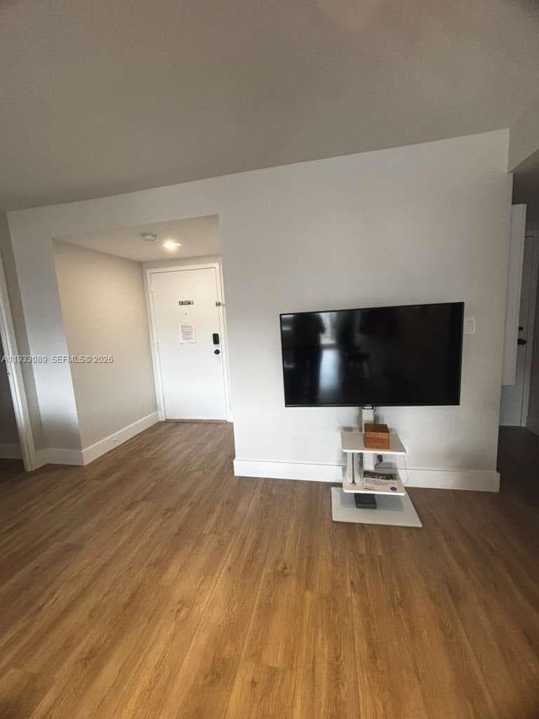 WINSTON TOWERS 200 · #1215 in Sunny Isles Beach - Photo 12