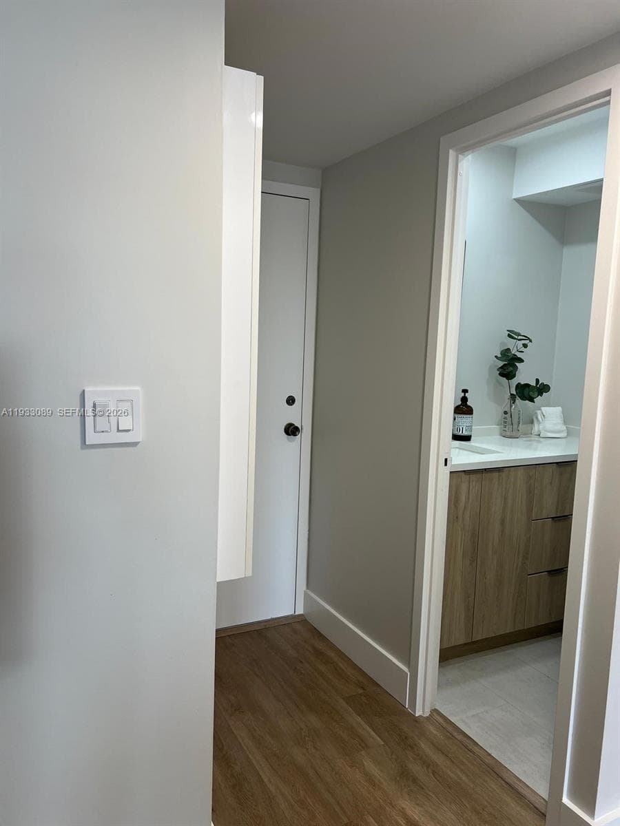 WINSTON TOWERS 200 · #1215 in Sunny Isles Beach - Photo 24