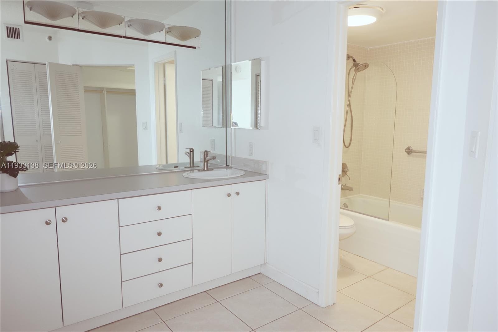 WATERVIEW CONDO · #1147 in Aventura - Photo 32