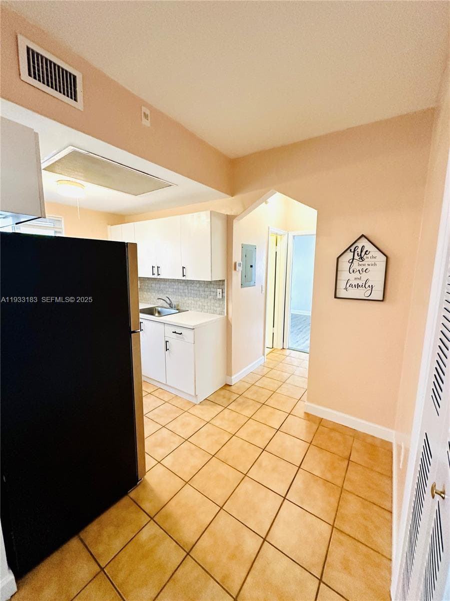 THE CHELSEA CONDO · #203 in Miami Beach - Photo 10