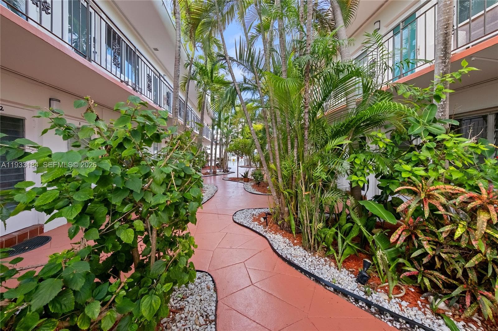 CREEK CLUB CONDO · #11 in Miami Beach - Photo 6