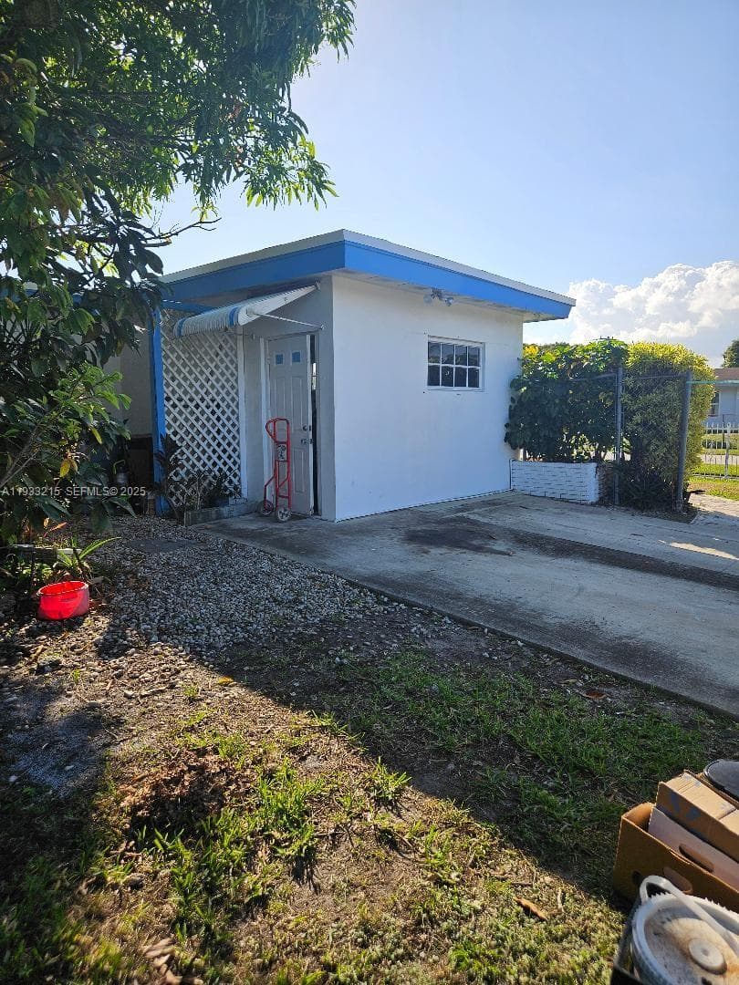 17601 SW 108th Ct photo 6