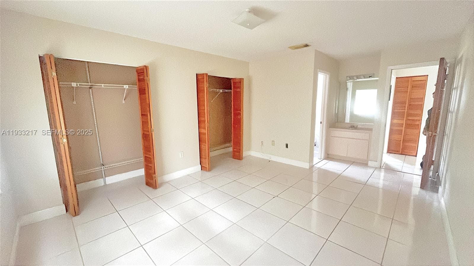 RESIDENCIAL EL PRADO COND · #201-16 in Hialeah - Photo 8