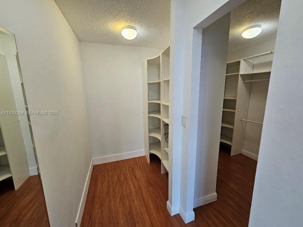 WILSHIRE CONDO · #706E in Miami - Photo 13