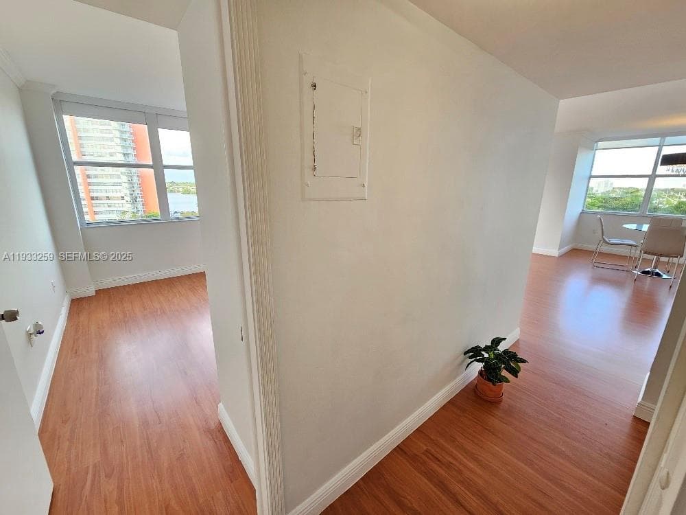 WILSHIRE CONDO · #706E in Miami - Photo 21