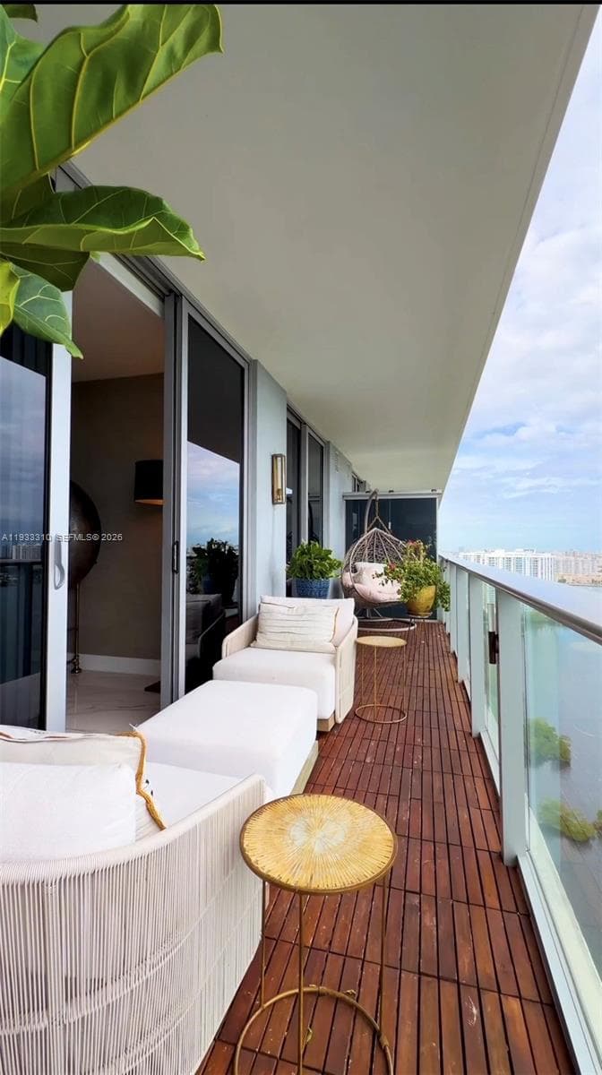 THE HARBOUR · #3018-3017 in North Miami Beach - Photo 16