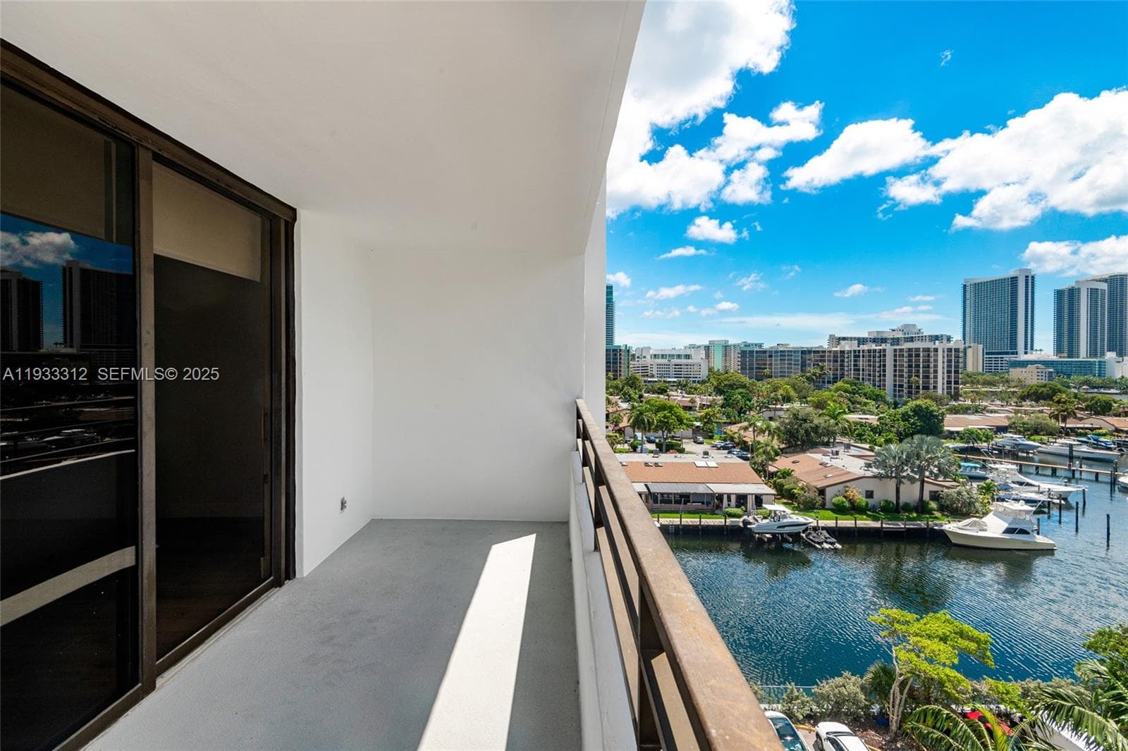 OLYMPUS CONDO PHASE · #821 in Hallandale Beach - Photo 15
