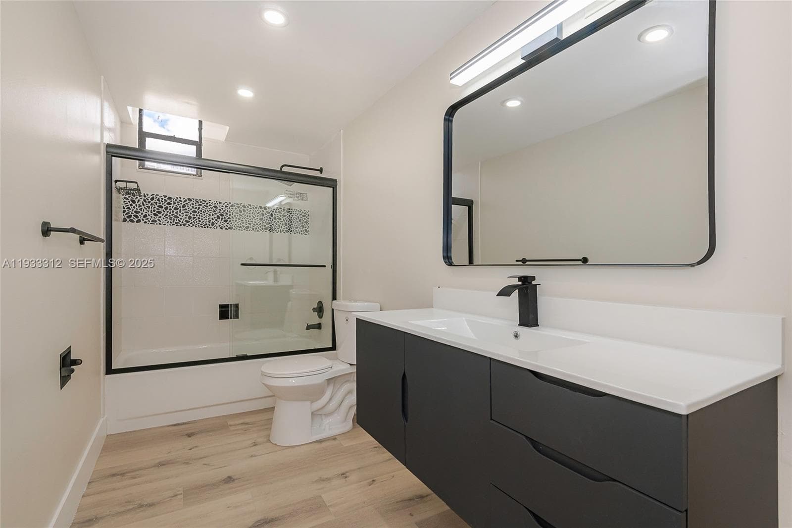 OLYMPUS CONDO PHASE · #821 in Hallandale Beach - Photo 11