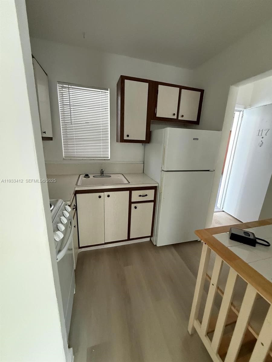 SALEM HOUSE CONDO · #117 in Sunny Isles Beach - Photo 17