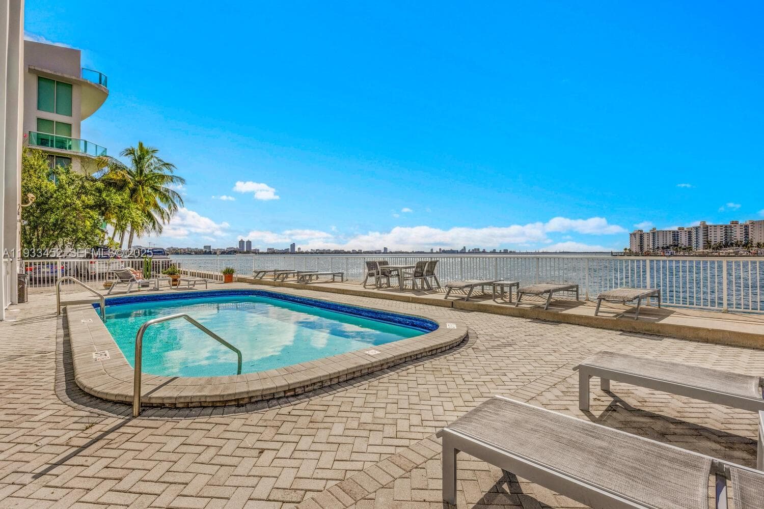 Villa Bay Vista · #604 in Miami Beach - Photo 28