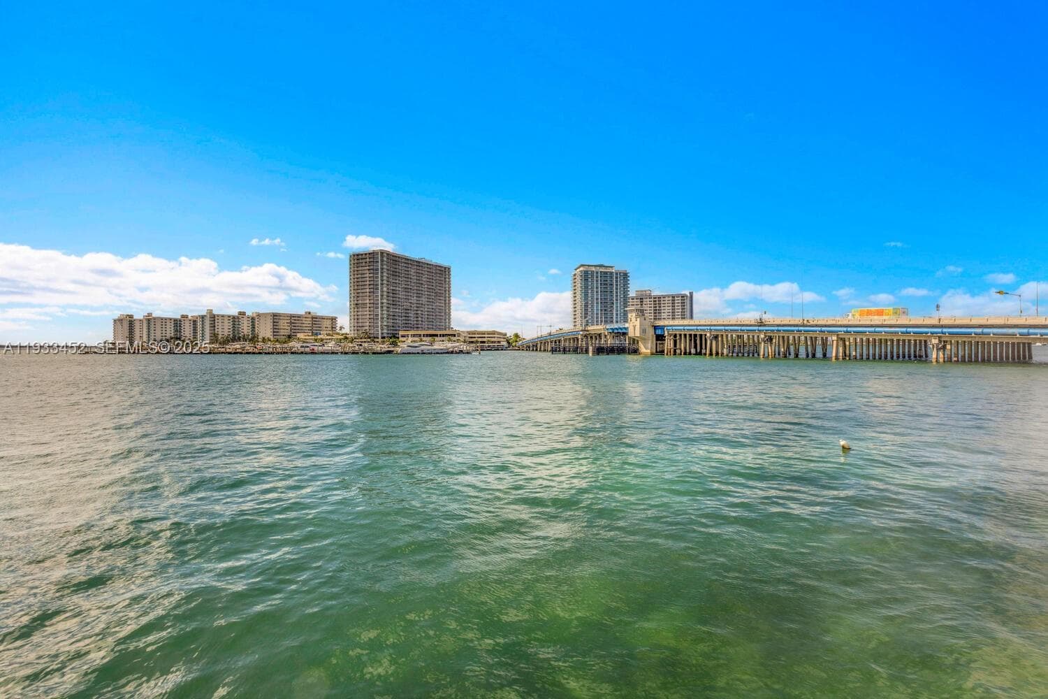 Villa Bay Vista · #604 in Miami Beach - Photo 25